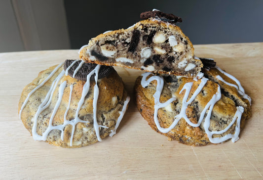 Cookies & Cream  Cookie- JUMBO SIZED