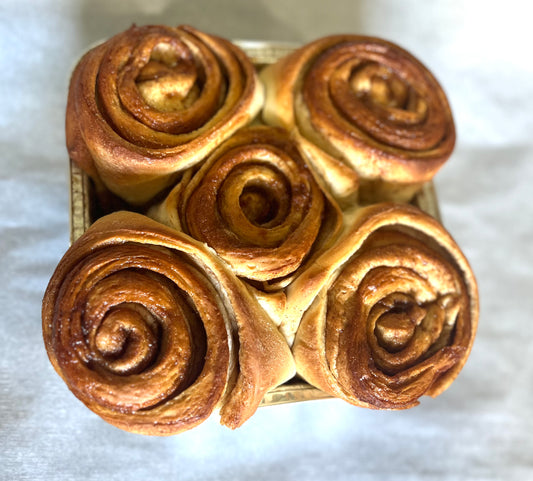 Jumbo Cinnamon Rolls (5)