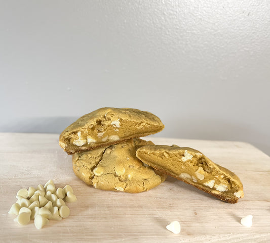 White Chocolate & Macadamia Nut Cookie - JUMBO SIZED